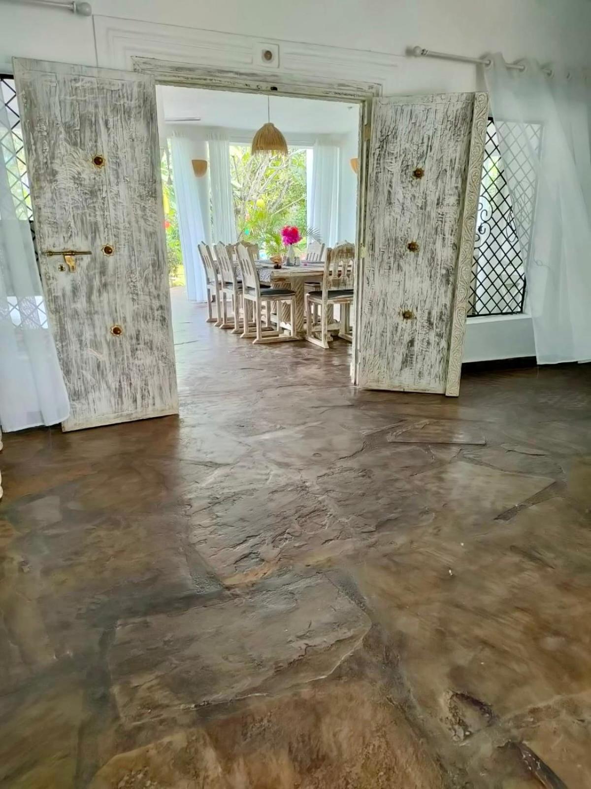 Ferienwohnung White Nyumba Malindi Exterior foto
