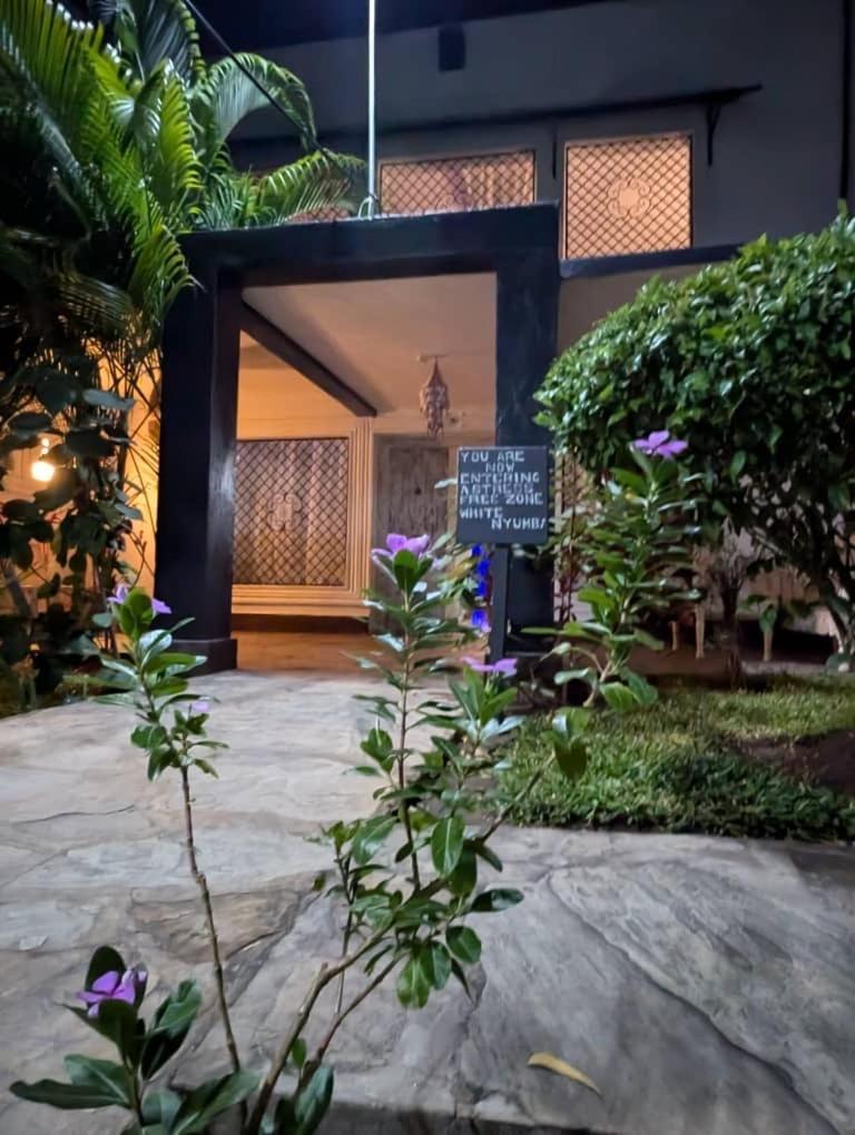 Ferienwohnung White Nyumba Malindi Exterior foto